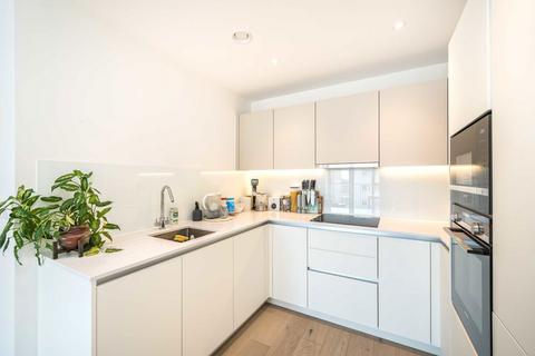 1 bedroom flat for sale, Singapore Road, London W13