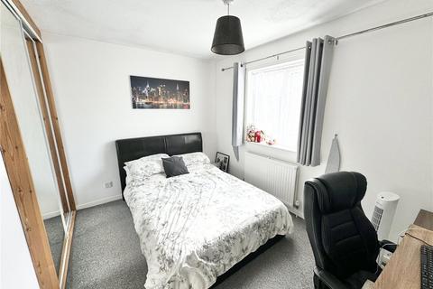 1 bedroom end of terrace house for sale, Labrador Drive, Poole, Dorset, BH15