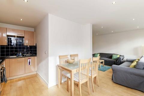 2 bedroom flat to rent, Northcote Avenue, London W5