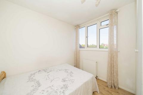 2 bedroom flat for sale, Corfton Road, London W5