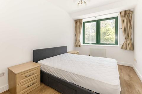 2 bedroom flat to rent, Brunswick Road, London W5