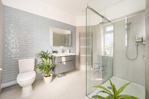 30 Amherst Road, London, W13 8LT