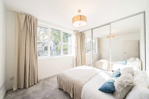 1 bedroom flat for sale, Sutherland Road, London W13