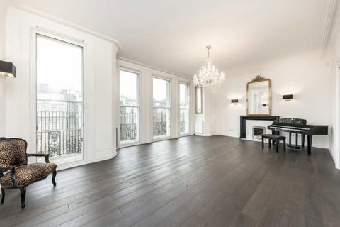 6 bedroom flat to rent, Cromwell Road, London SW5