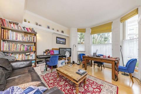 2 bedroom flat to rent, Marloes Road, London W8