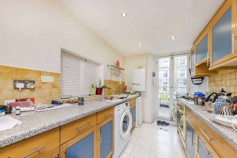 2 bedroom flat to rent, Marloes Road, London W8