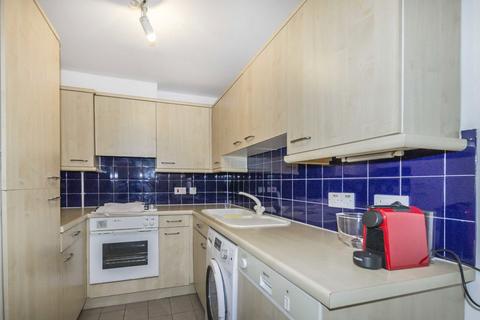 1 bedroom flat to rent, Knaresborough Place, London SW5