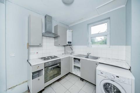 3 bedroom semi-detached house for sale, Naylor Road, London N20