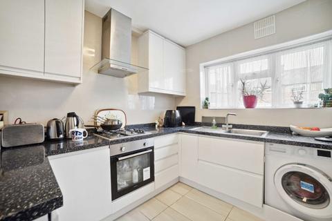 3 bedroom terraced house for sale, Ridgeview Close, Barnet EN5