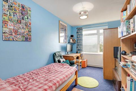 2 bedroom flat for sale, Nether Street, London N3