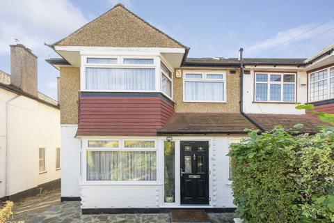 3 bedroom semi-detached house for sale, Cardrew Avenue, London N12