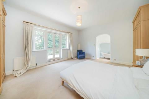 5 bedroom semi-detached house for sale, Oakleigh Park North, London N20