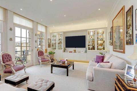 3 bedroom flat for sale, St. Vincents Lane, London NW7