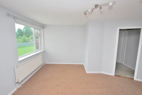 2 bedroom flat to rent, ROCKLEIGH COURT