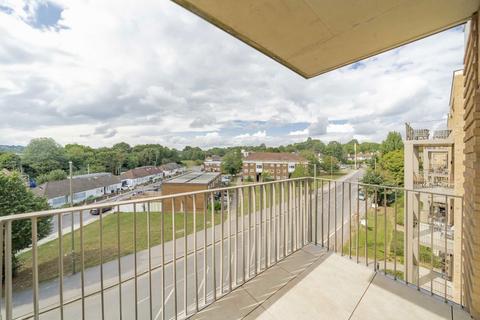 1 bedroom flat for sale, Bittacy Hill, London NW7