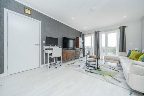 1 bedroom flat for sale, Bittacy Hill, London NW7