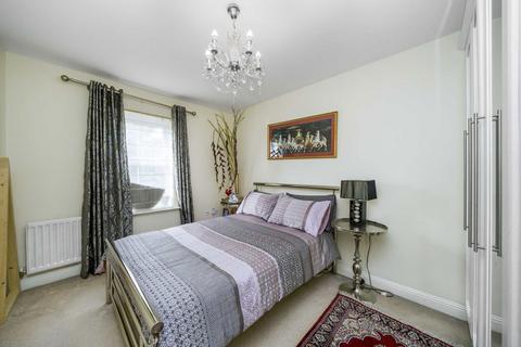 4 bedroom house for sale, Russell Lane, London N20