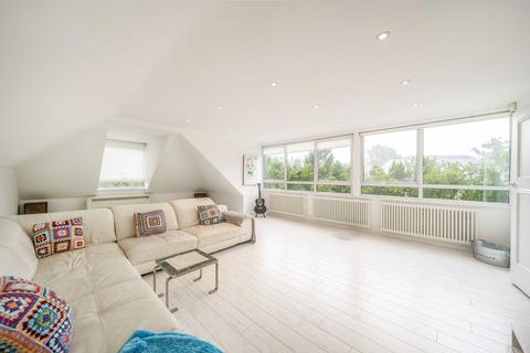 6 bedroom detached house for sale, Watford Way, London NW7