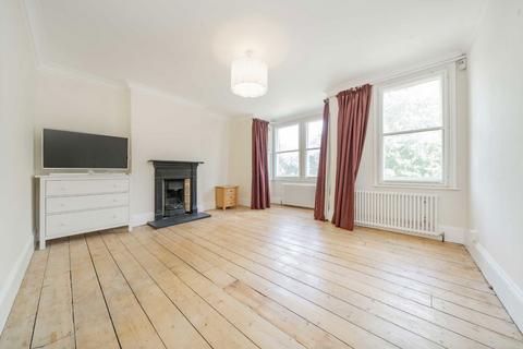 6 bedroom house to rent, Nether Street, London N12