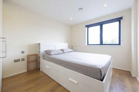 2 bedroom flat for sale, Hornsey Road, London N19