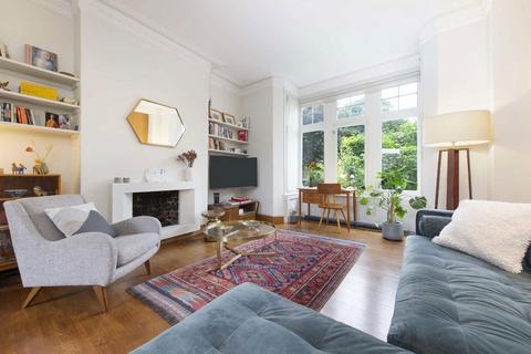 3 bedroom flat for sale, Ashley Road, London N19