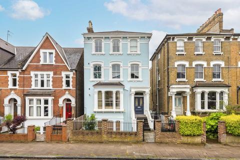 2 bedroom flat for sale, Ashley Road, London N19