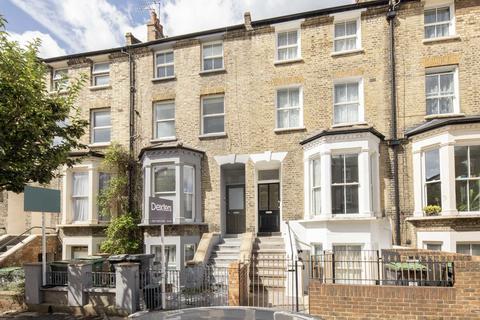 2 bedroom flat for sale, Woodstock Road, London N4