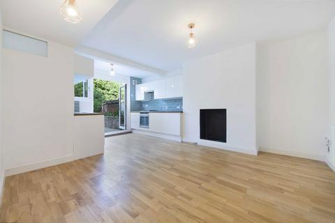 1 bedroom flat for sale, Woodstock Road, London N4