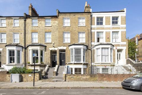 1 bedroom flat for sale, Woodstock Road, London N4