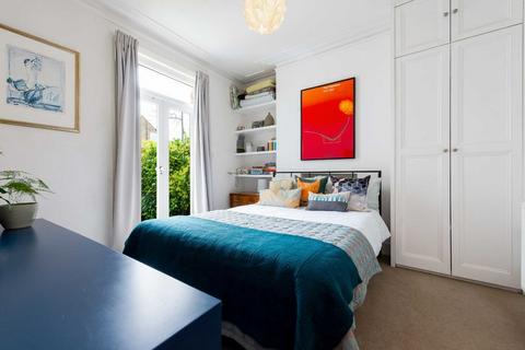 1 bedroom flat for sale, Harringay Road, London N15