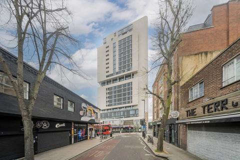 1 bedroom flat for sale, City North Place, London N4