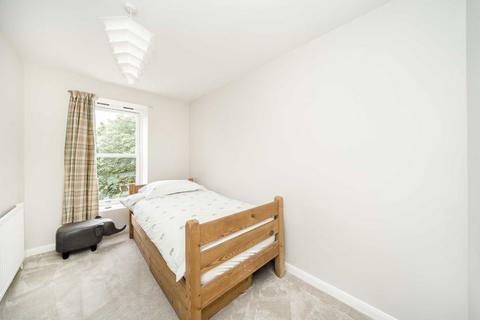 2 bedroom flat for sale, Grenville Road, London N19