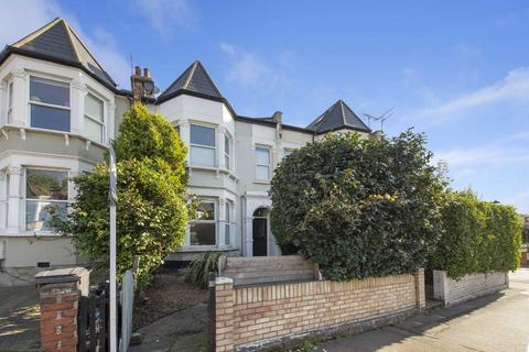 2 bedroom flat for sale, Wightman Road, London N8