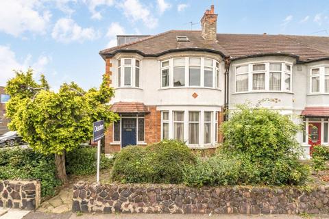 3 bedroom flat for sale, Rokesly Avenue, London N8