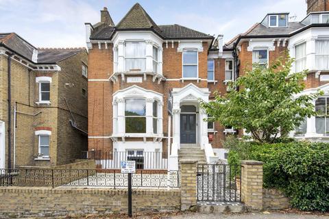 3 bedroom flat for sale, Granville Road, London N4