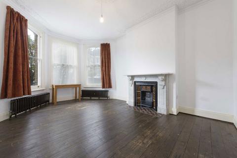 1 bedroom flat for sale, Duckett Road, London N4