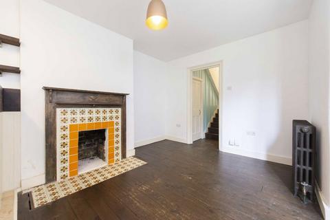 1 bedroom flat for sale, Duckett Road, London N4