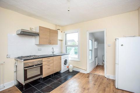 1 bedroom flat to rent, Cecil Street, Hertfordshire WD24