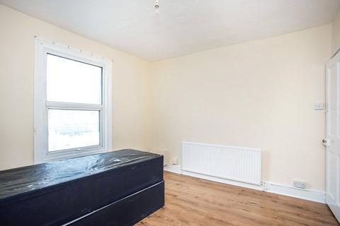 1 bedroom flat to rent, Cecil Street, Hertfordshire WD24