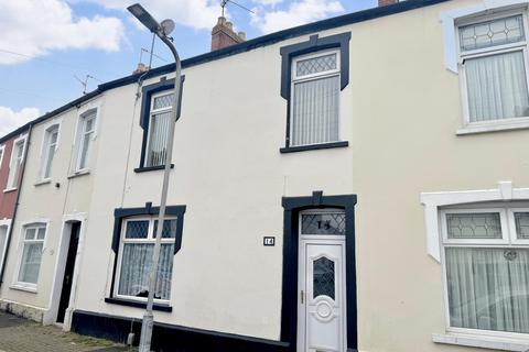 3 bedroom terraced house to rent, Oakley Street, Newport,