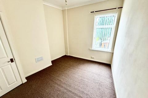 3 bedroom terraced house to rent, Oakley Street, Newport,