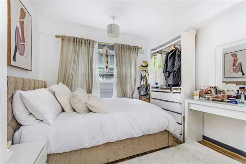 1 bedroom flat to rent, Clipstone Street, London W1W