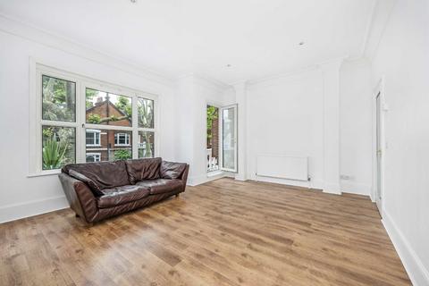 2 bedroom flat for sale, Wandsworth Bridge Road, London SW6