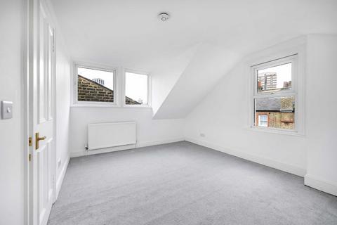 2 bedroom flat for sale, Wandsworth Bridge Road, London SW6