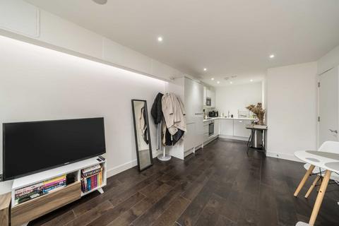 2 bedroom flat for sale, Lillie Road, London SW6