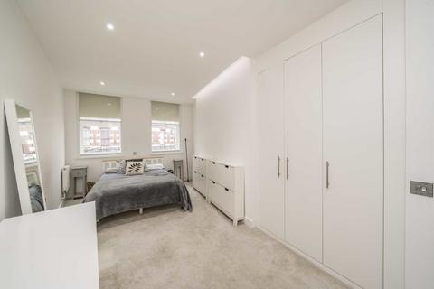 2 bedroom flat for sale, Lillie Road, London SW6