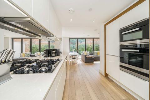 3 bedroom house for sale, Rainsborough Square, London SW6