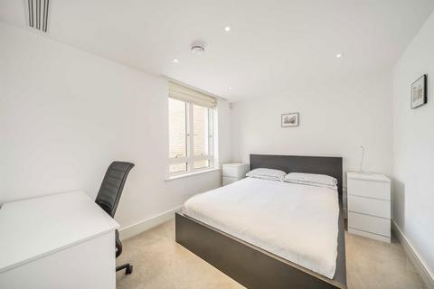 12 Rainsborough Square, London, SW6 1DQ
