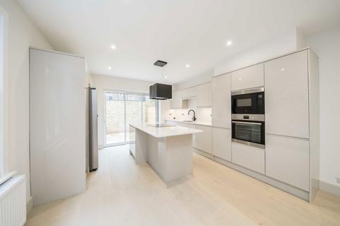 2 bedroom flat for sale, Wandsworth Bridge Road, London SW6