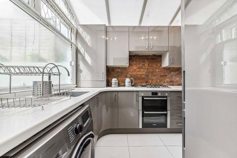 2 bedroom flat for sale, Pellant Road, London SW6